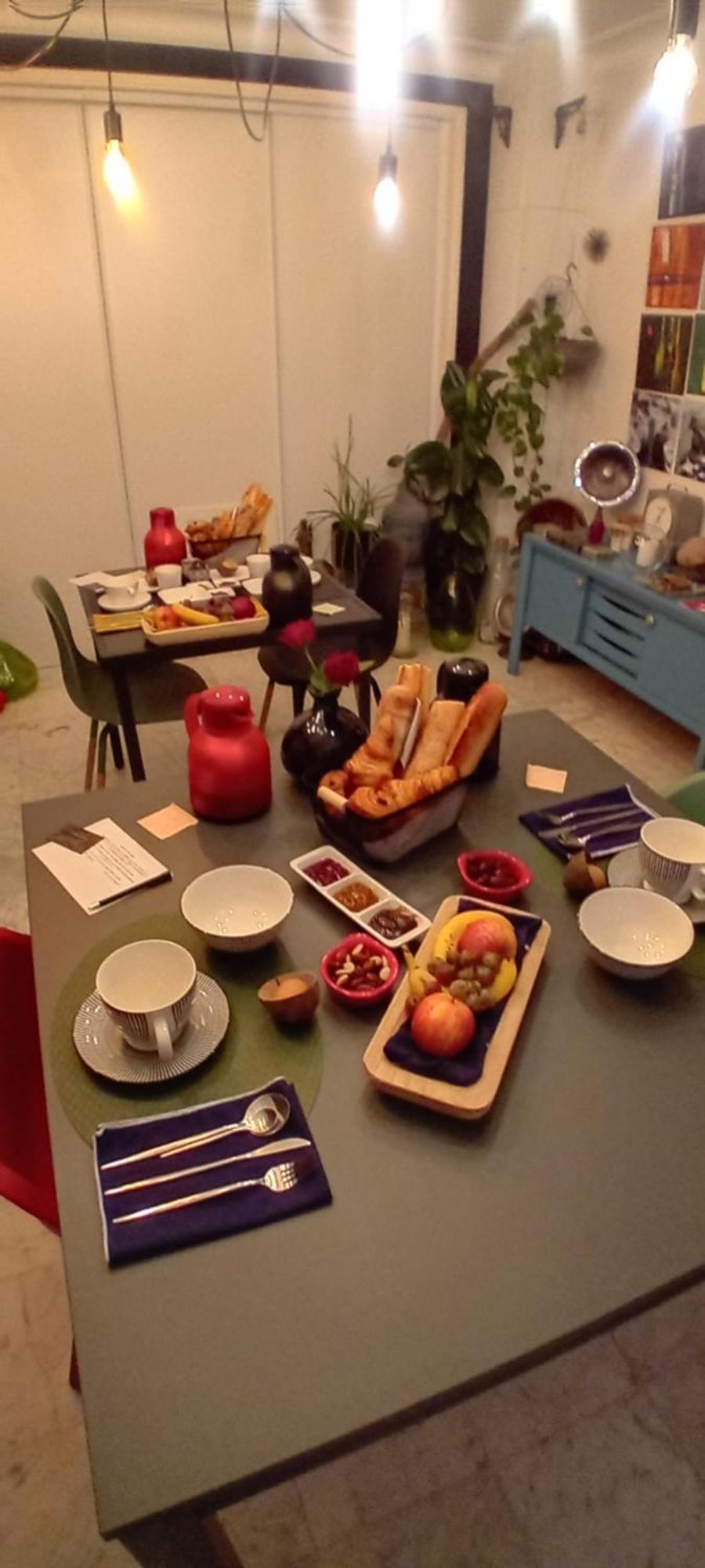 Les Nuits Victoriennes Acomodação com café da manhã Saint-Germain-du-Corbeis Quarto foto